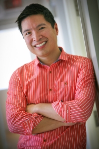 Dr Gordon Chee - Calgary, Alberta Dentist